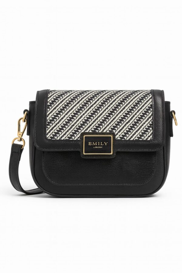 Mono Chic