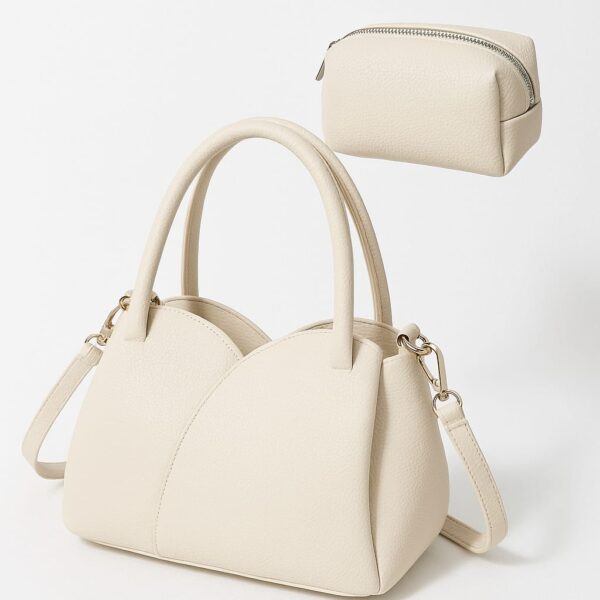 ⁦classic yet modern crossbody handbag⁩ - الصورة ⁦2⁩