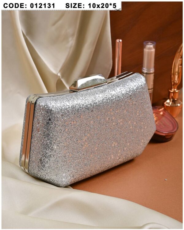 ⁦Stylish evening clutch bag⁩ - الصورة ⁦6⁩