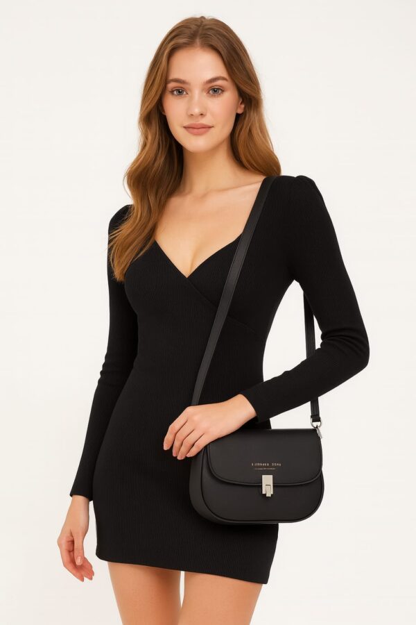 ⁦classic crossbody bag⁩ - الصورة ⁦14⁩