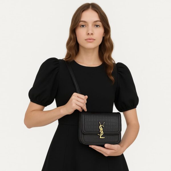 ⁦luxurious Saint Laurent handbag⁩ - الصورة ⁦2⁩