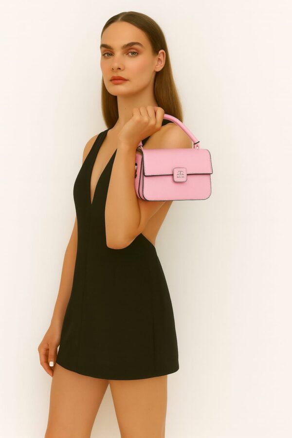 ⁦CHANEL Mini Flap⁩ - الصورة ⁦15⁩