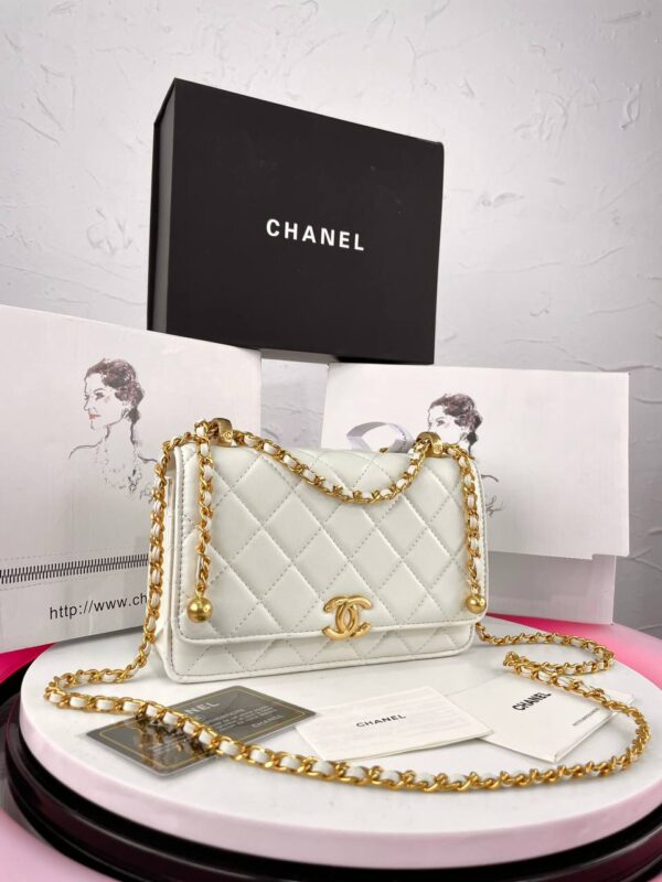 ⁦Chanel Touch⁩ - الصورة ⁦6⁩