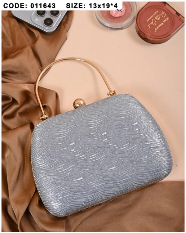⁦Chic evening clutch bag⁩ - الصورة ⁦8⁩