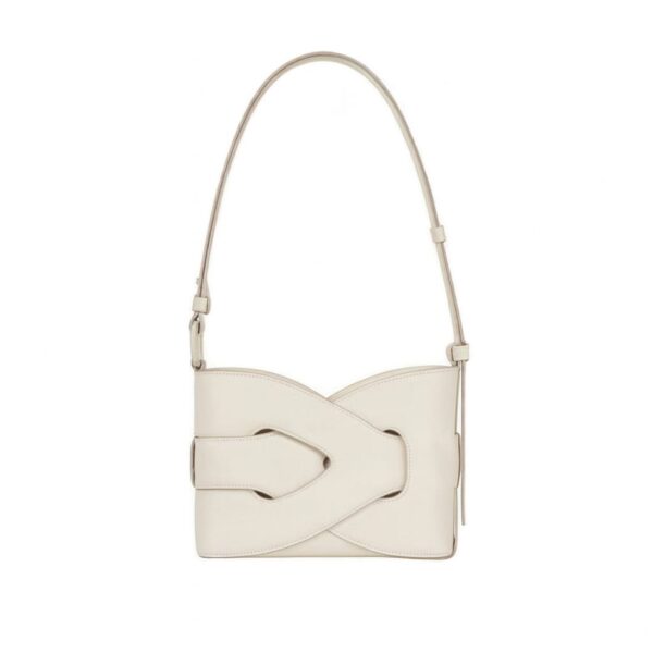 ⁦A stylish black crossbody bag⁩ - الصورة ⁦4⁩