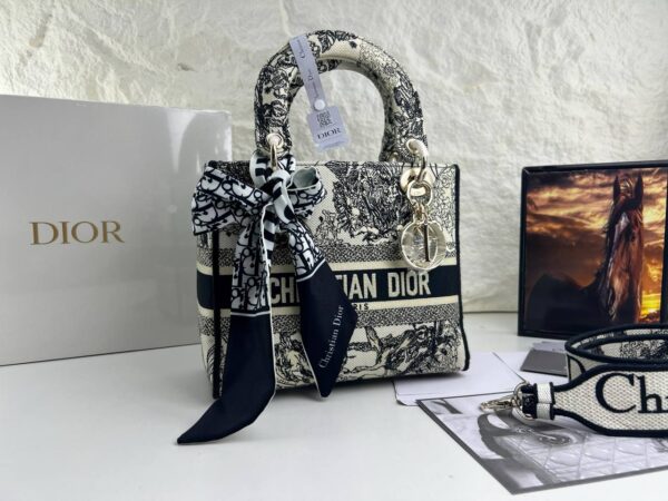 ⁦Dior Eleganza 0565⁩ - الصورة ⁦4⁩