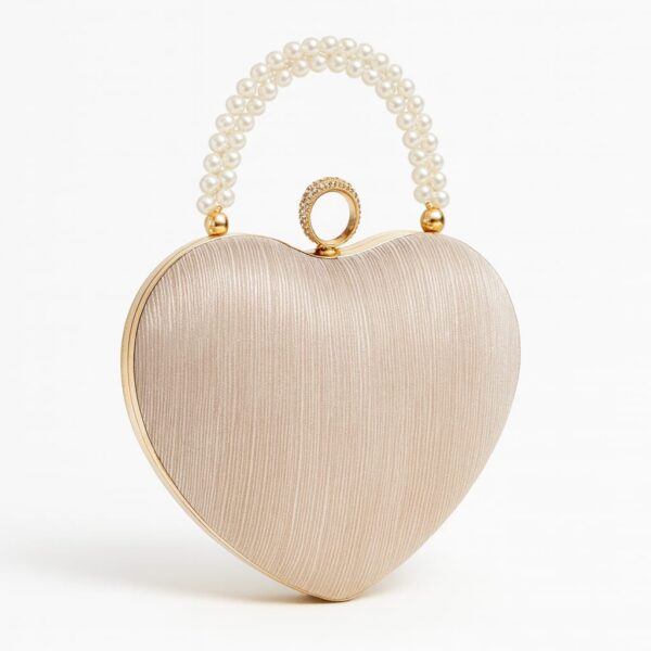 ⁦Heart Clutch⁩ - الصورة ⁦2⁩