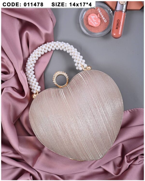 ⁦Heart Clutch⁩ - الصورة ⁦8⁩