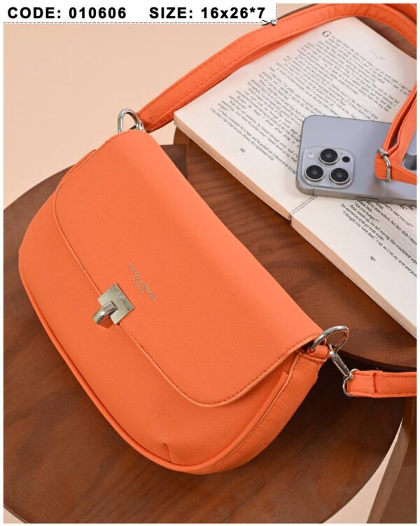 ⁦classic crossbody bag⁩ - الصورة ⁦21⁩
