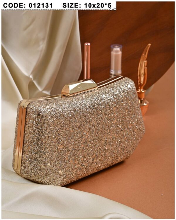 ⁦Stylish evening clutch bag⁩ - الصورة ⁦7⁩