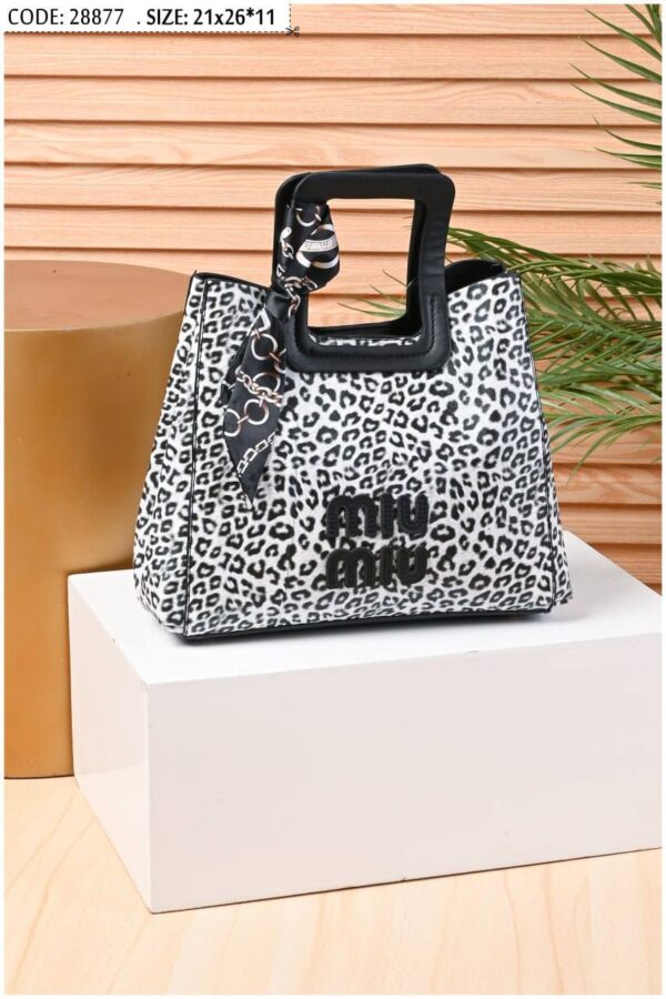 ⁦Elegant Leopard Print Handbag⁩ - الصورة ⁦7⁩