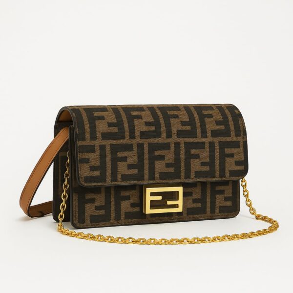 ⁦Fendi Mini Icon⁩ - الصورة ⁦3⁩