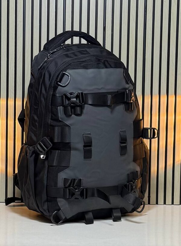⁦Classy backpack⁩ - الصورة ⁦4⁩