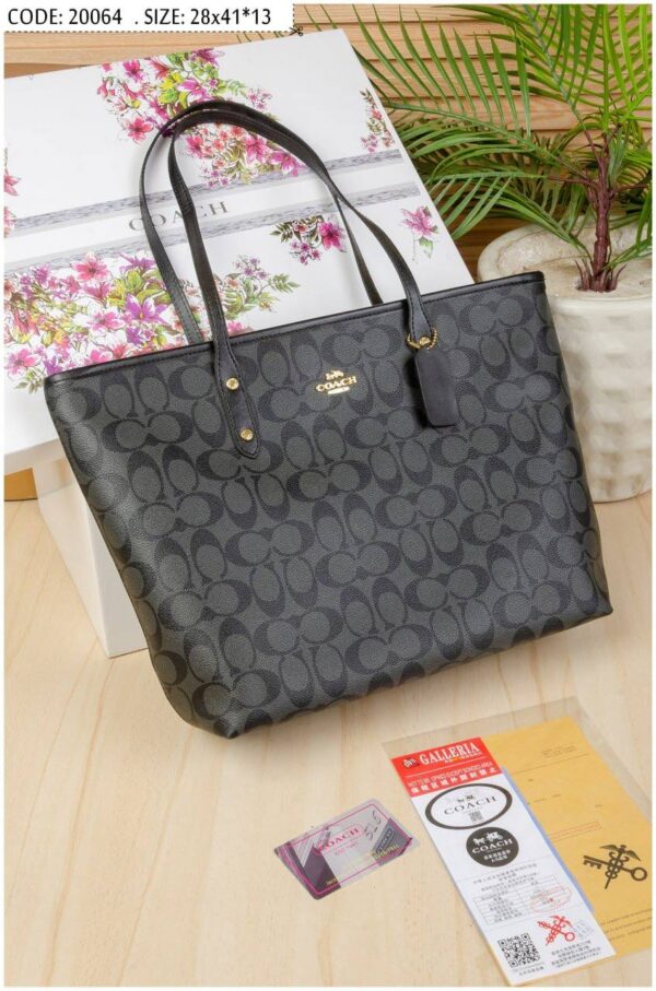 ⁦COACH Elegance Tote⁩ - الصورة ⁦2⁩