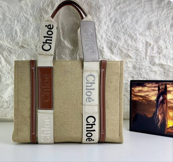 ⁦Urban Tote⁩ - الصورة ⁦3⁩