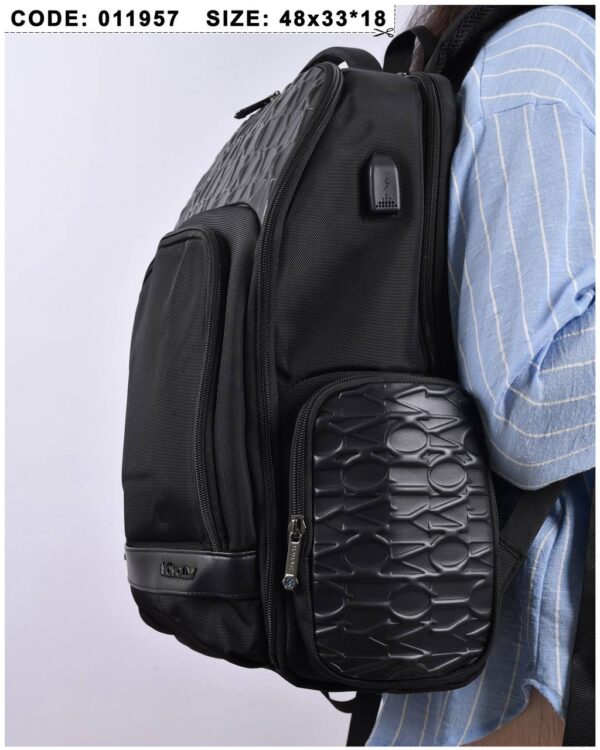 ⁦MOMOLLY backpack BLACK⁩ - الصورة ⁦3⁩