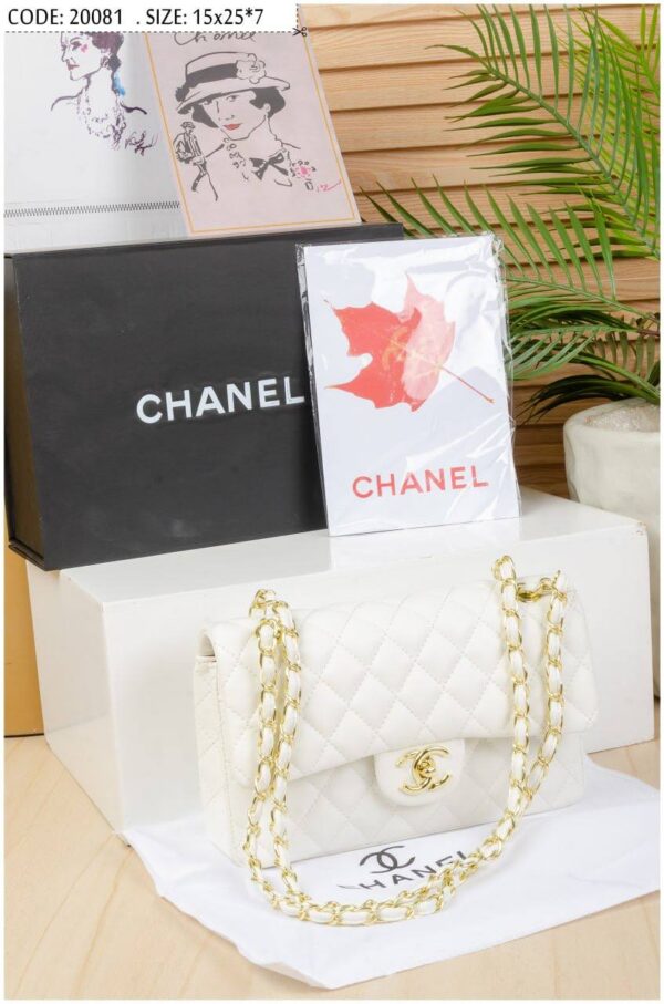 ⁦Chanel Classic Flap⁩ - الصورة ⁦3⁩