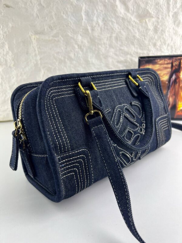 ⁦Denim Luxe⁩ - الصورة ⁦5⁩