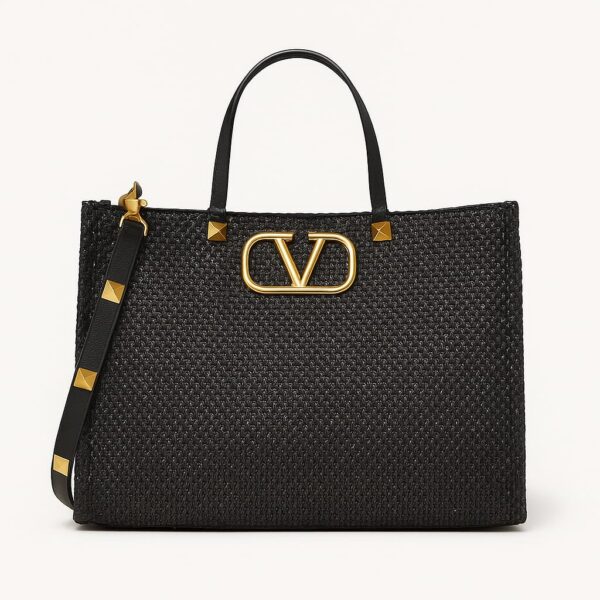 ⁦Valentino Glow Tote⁩ - الصورة ⁦4⁩