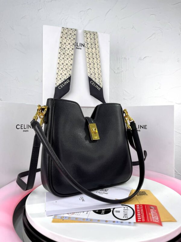 ⁦Celine Elegance Lock⁩ - الصورة ⁦13⁩