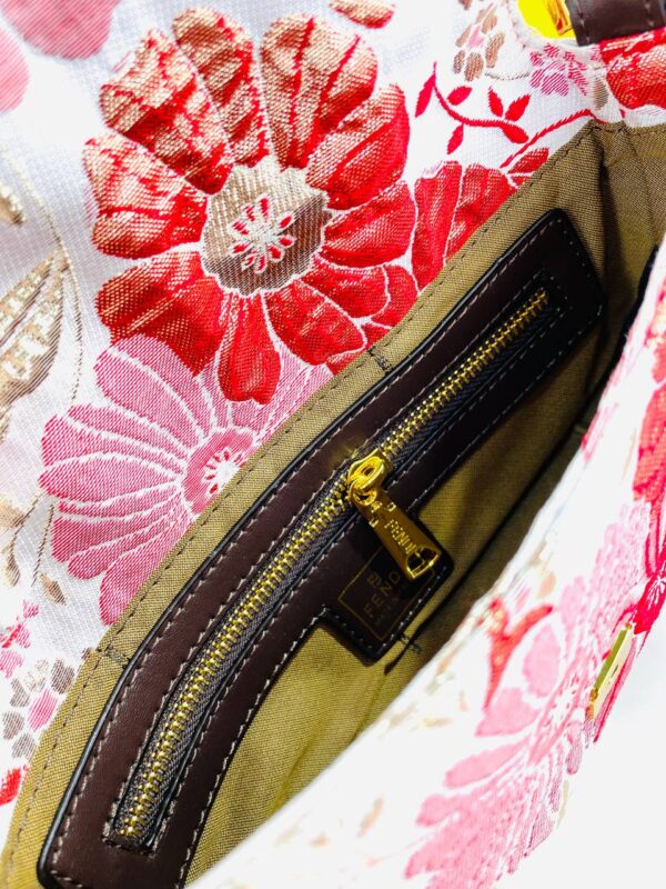 ⁦Fendi Bloom Charm⁩ - الصورة ⁦6⁩