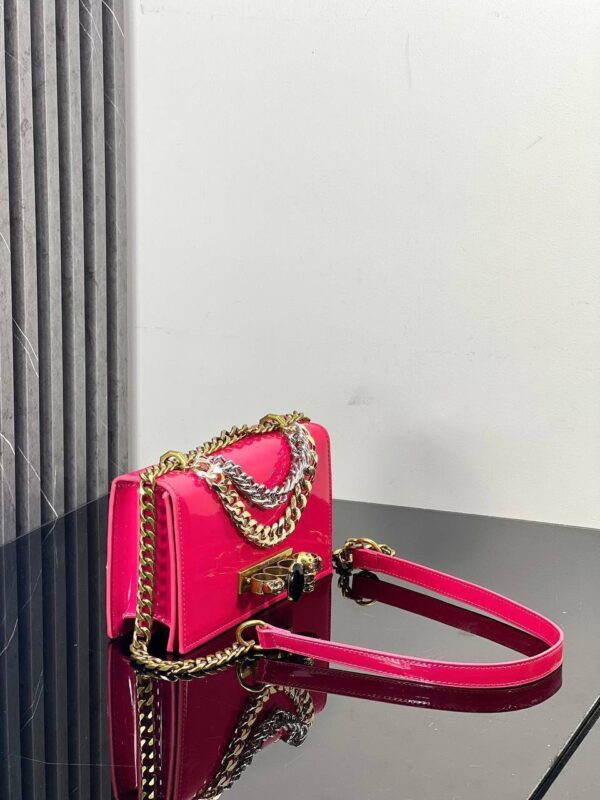 ⁦Alexander McQueen Jeweled Bag⁩ - الصورة ⁦10⁩