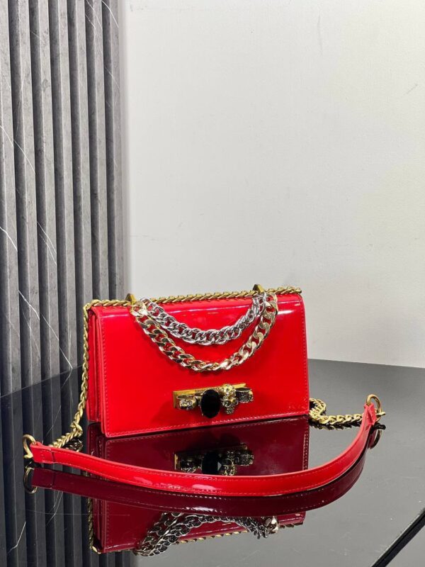⁦Alexander McQueen Jeweled Bag⁩ - الصورة ⁦5⁩