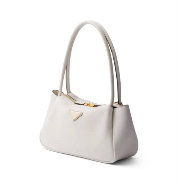 ⁦Prada Medium Leather Tote Bag⁩ - الصورة ⁦3⁩