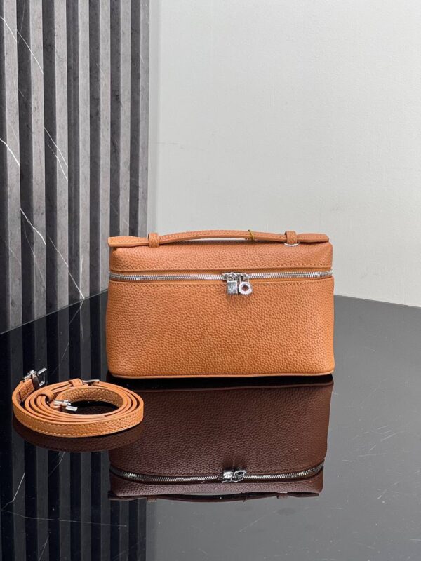 ⁦Loro Piana⁩ - الصورة ⁦13⁩